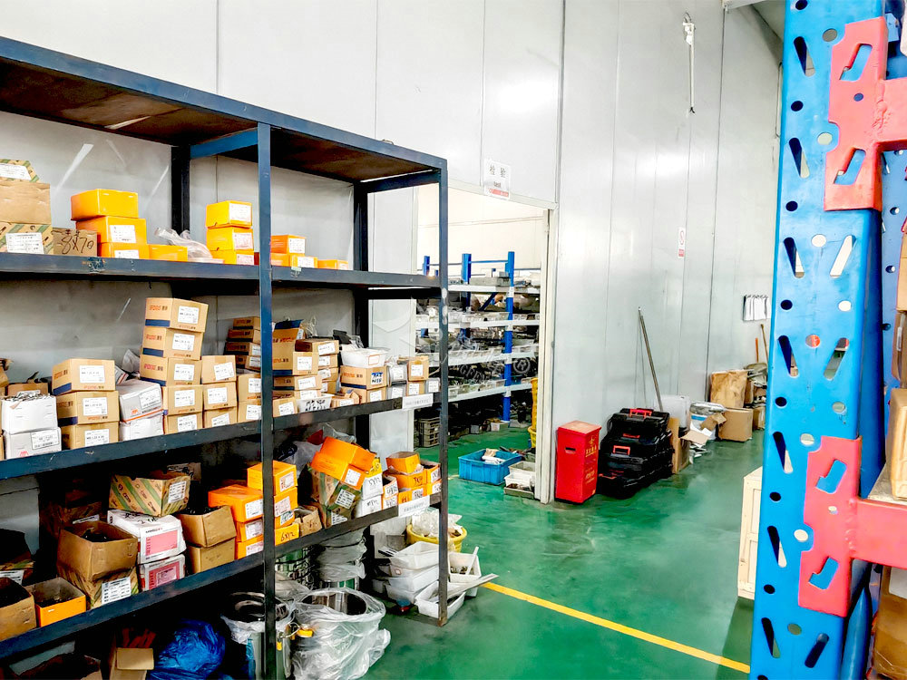 倉(cāng)庫(kù)08